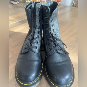 Women’s 1460 Black Doc Marten Boots. US size 6. Great condition.